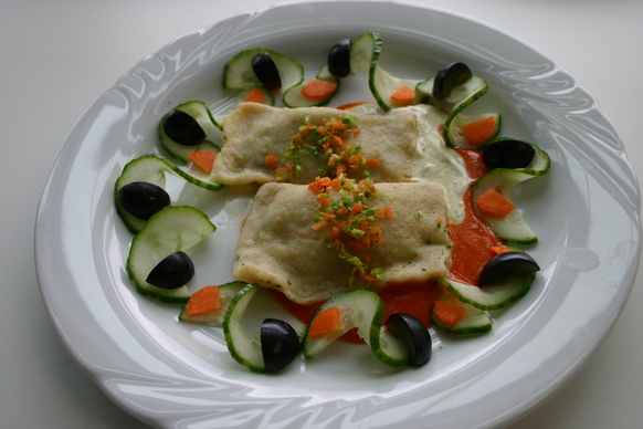 Kartoffeltascherl mit Spinat-Käse-Fülle (Quelle: Foto: Abt. Gesundheit